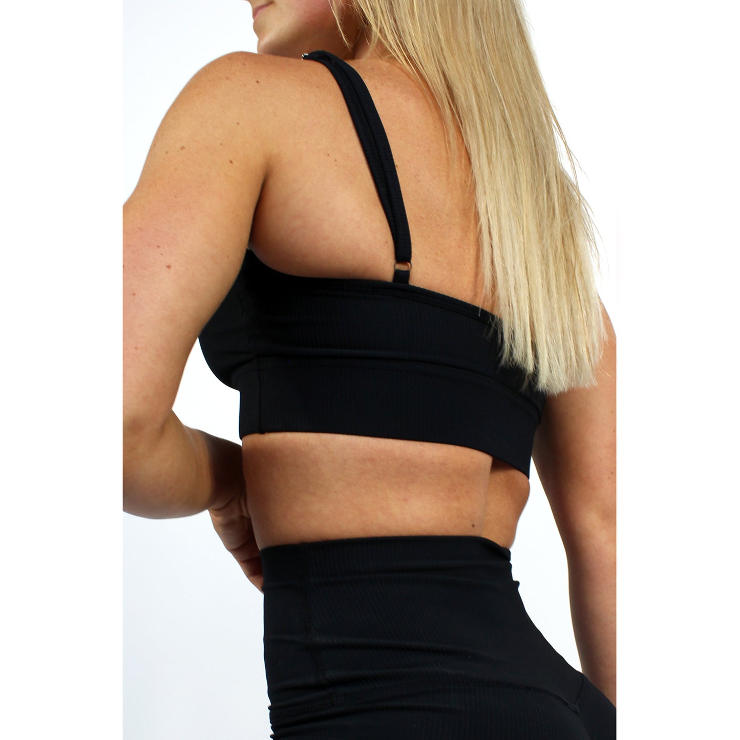 Ribbed Series - Sports Bra – Black - 2 Addictive