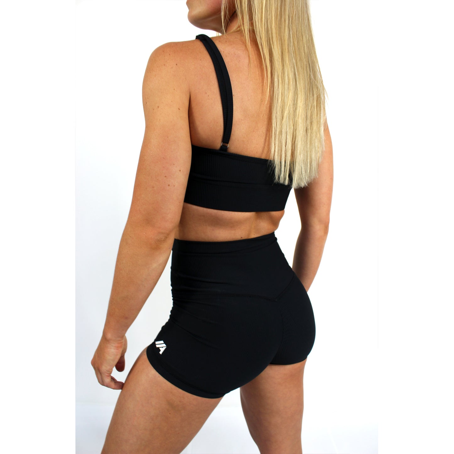 Ribbed Series - Sports Bra – Black - 2 Addictive